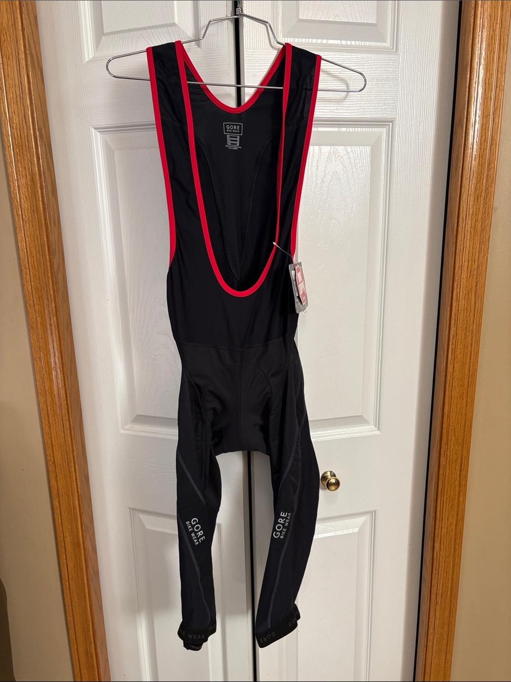 Men’s bib style 3/4 bike shorts+